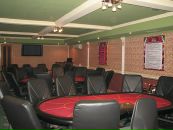 Роджер Poker club фотография #5 (источник - https://vk.com/id86643436)